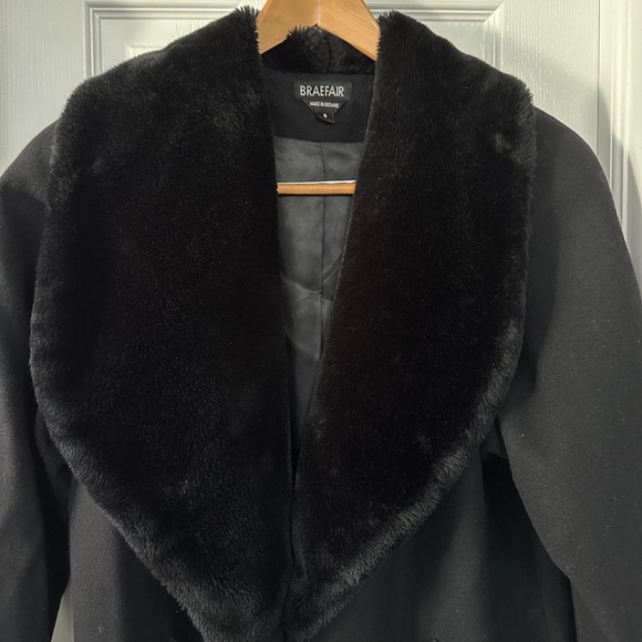 Braefair Vintage Wool Long Coat | Size 6 | Made in Ukraine - Picture 8 of 16